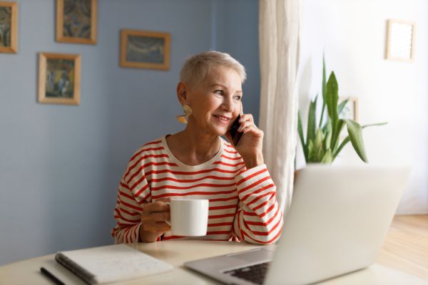 50PlusFinance's tweet photo. Turning a Spare Room Into an Inspiring Home Office - https://t.co/3EcJj8y5ln via @shareaholic https://t.co/JFNzX7ts4w