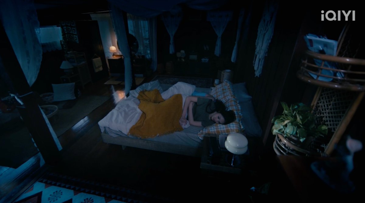 Me: How dare the hurt Si!
Also Me: I'm so glad they hurt Si so we have this scene!

🤣😭