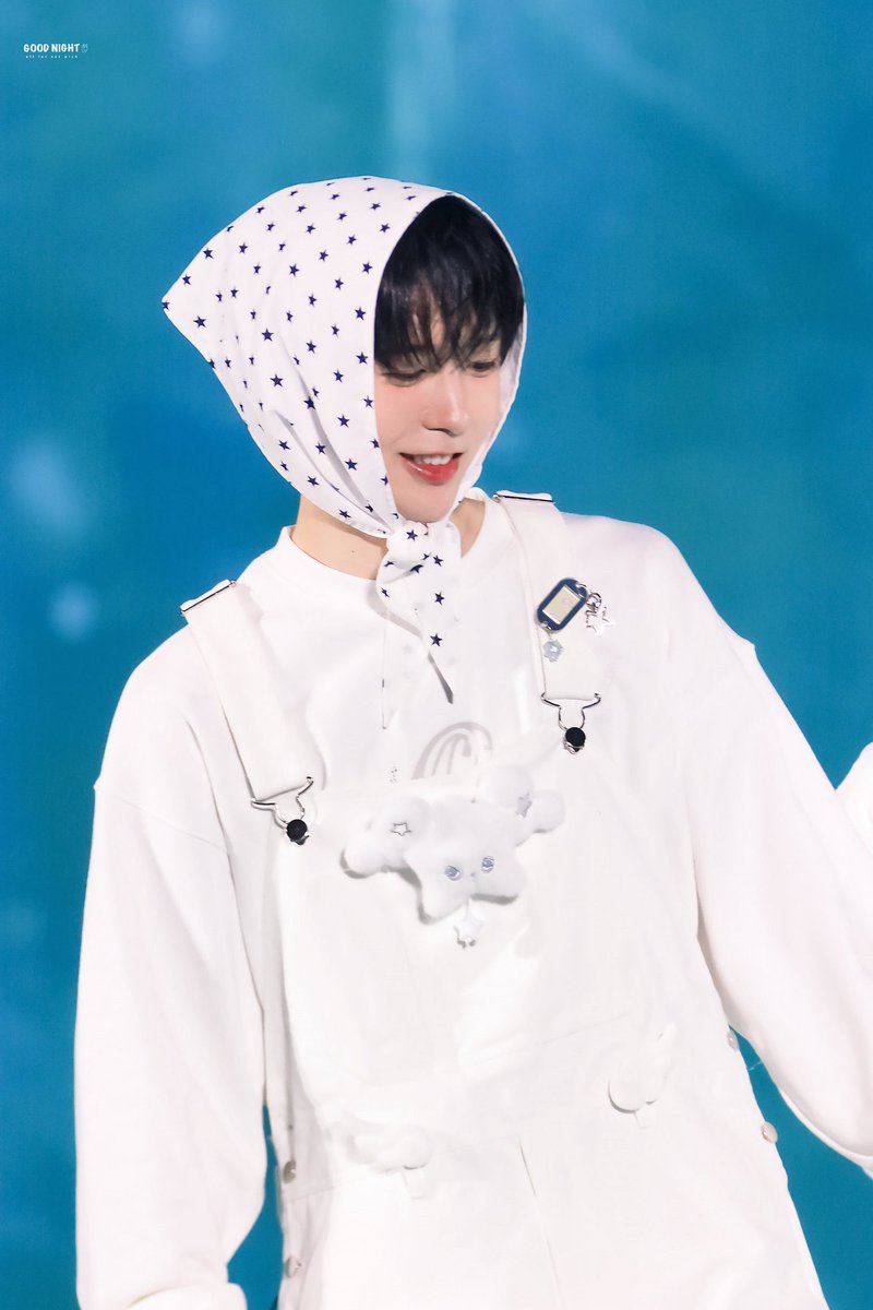 료 옷장 tweet media
