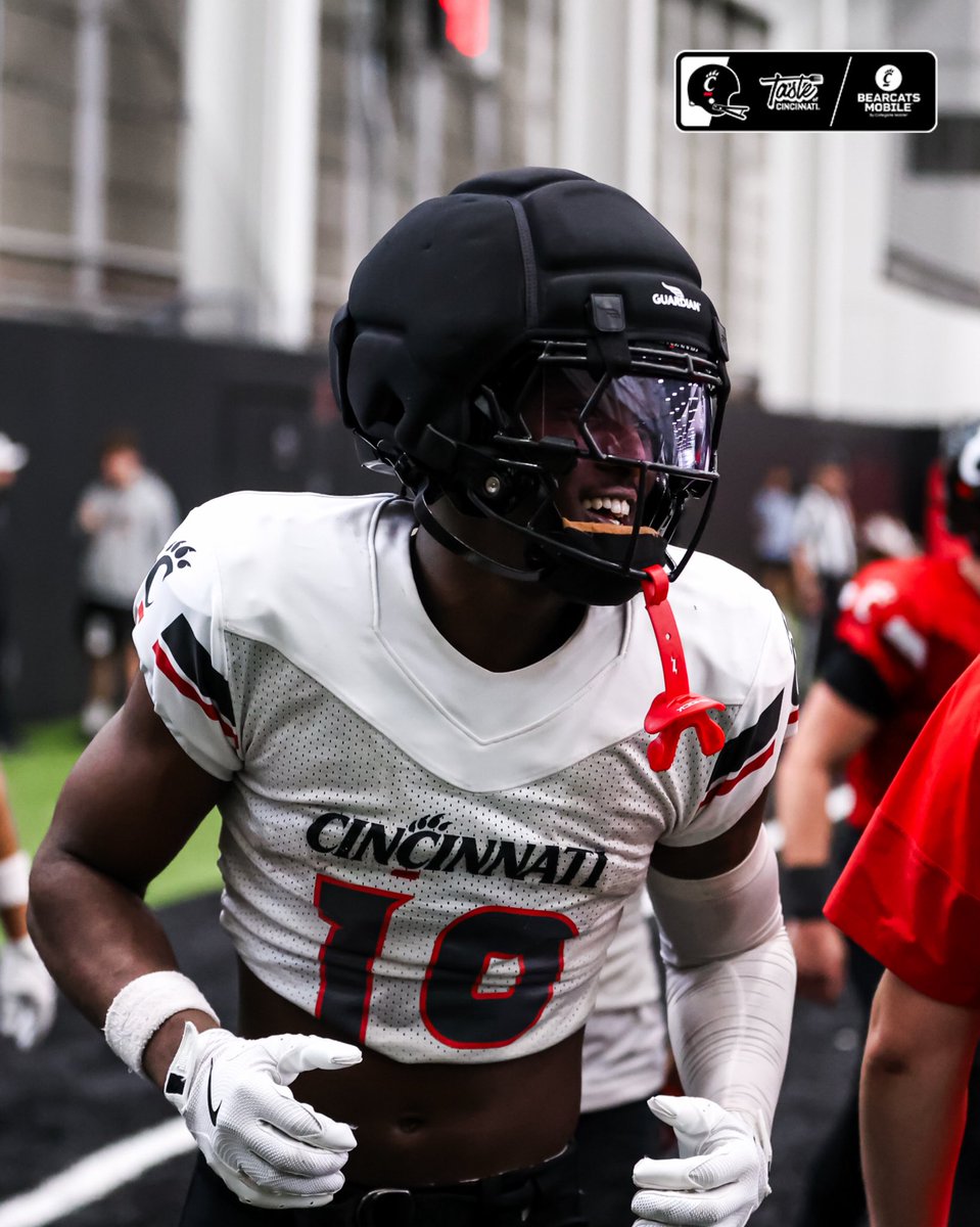Cincinnati Football tweet media