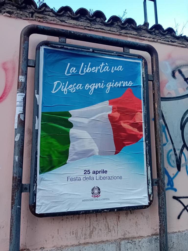 Manuela Milasi (@lapinguagni) on Twitter photo 