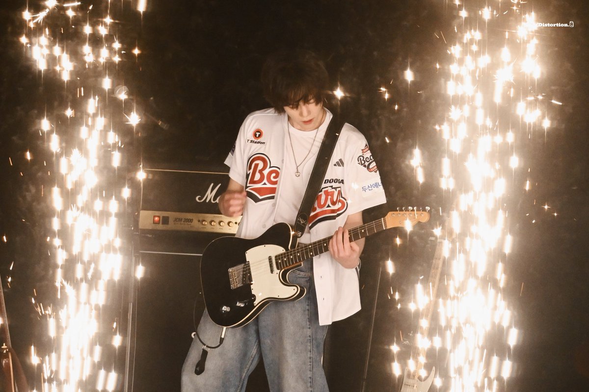 260418 두산기아전 D-STAGE
훈이 행복해 보여서 나도 행복해✨
#엔플라잉 #NFlying #차훈 #ChaHun