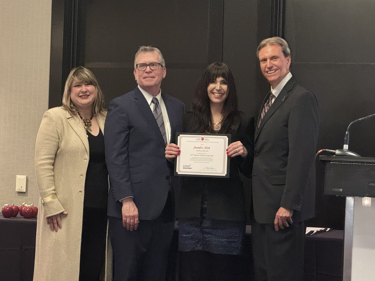 gilalvarez259's tweet photo. Weโre celebrating excellence!Congratulations to Jennifer Kirk teacher at Christa McAuliffe Academy for being named the 2027 Kansas Region IV secondary Teacher of the Year Nominee. Your impact and dedication makes @WichitaUSD259 Public Schools proud! #WPSProud https://t.co/YXFLRV7b9u
