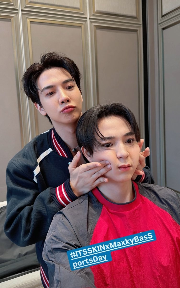 ミ★𝘊𝘩𝘰𝘮𝘱𝘶This city and 6CODEซอโซ่ล่ามธีร์🐢🏀 tweet media