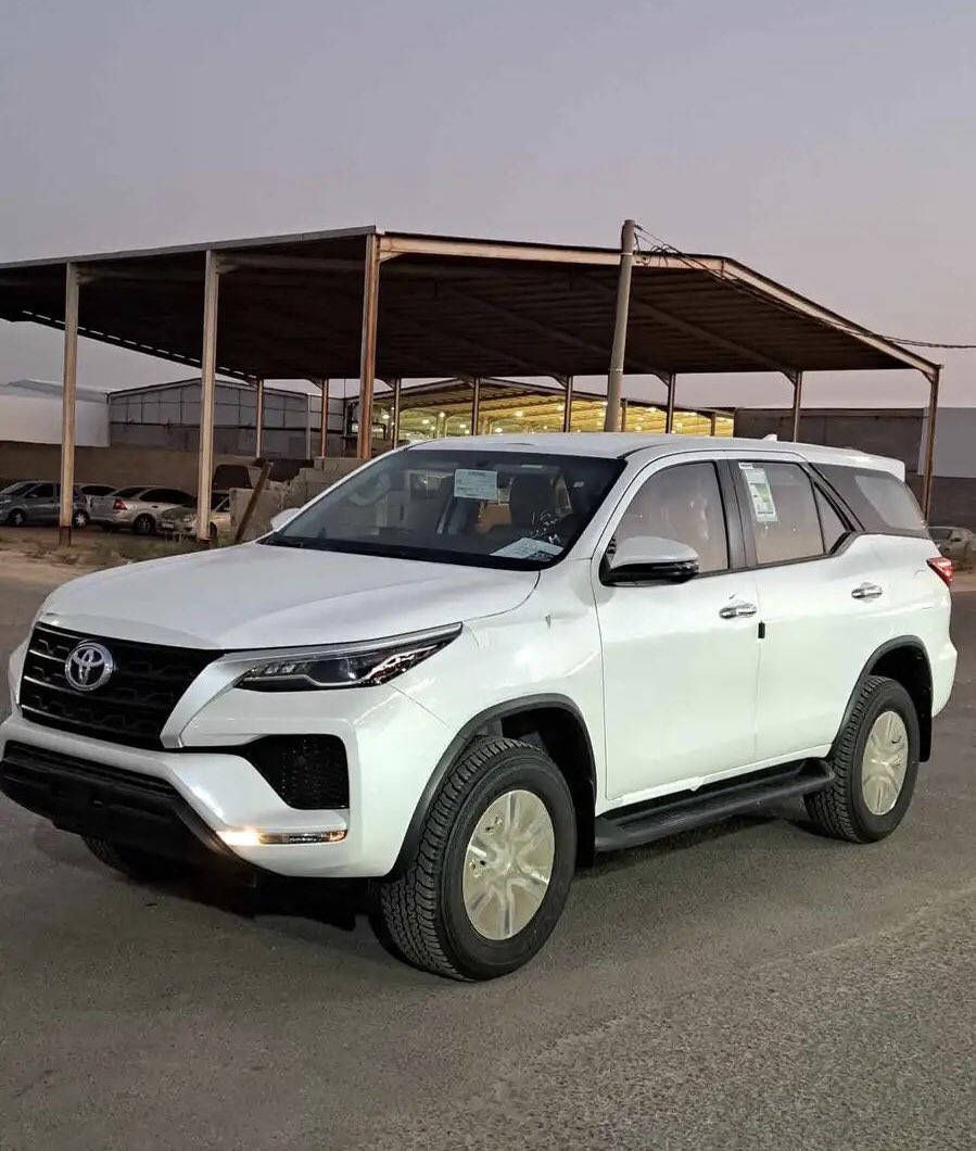 السيارات tweet media