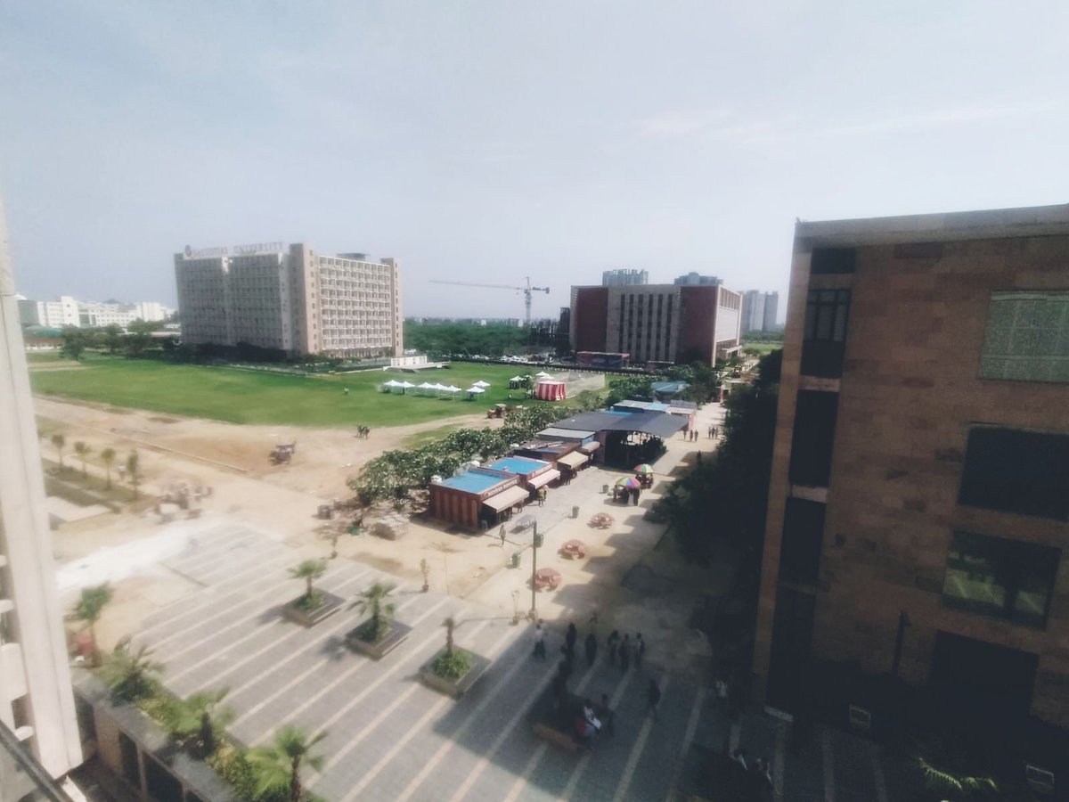 WoodCheet's tweet image. Our stunning world-class campus! #galgotias #lifeatgalgotias #campuslife