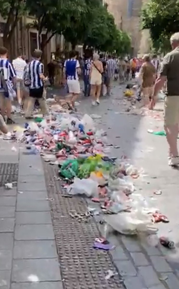 𝕃𝕒 ℝ𝕖𝕤𝕖𝕟𝕥𝕚𝕕𝕒 tweet media