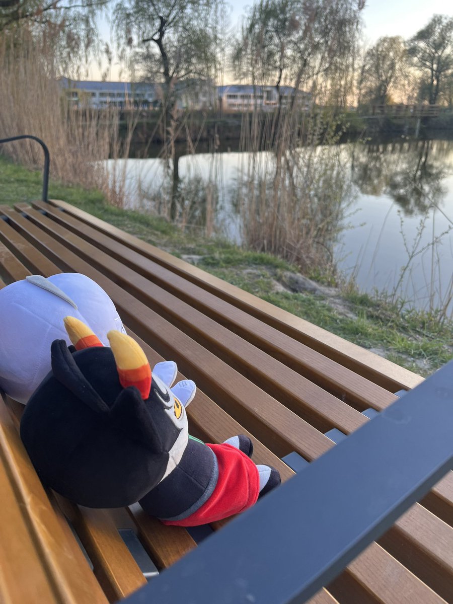 Maksy ⚢ tweet media