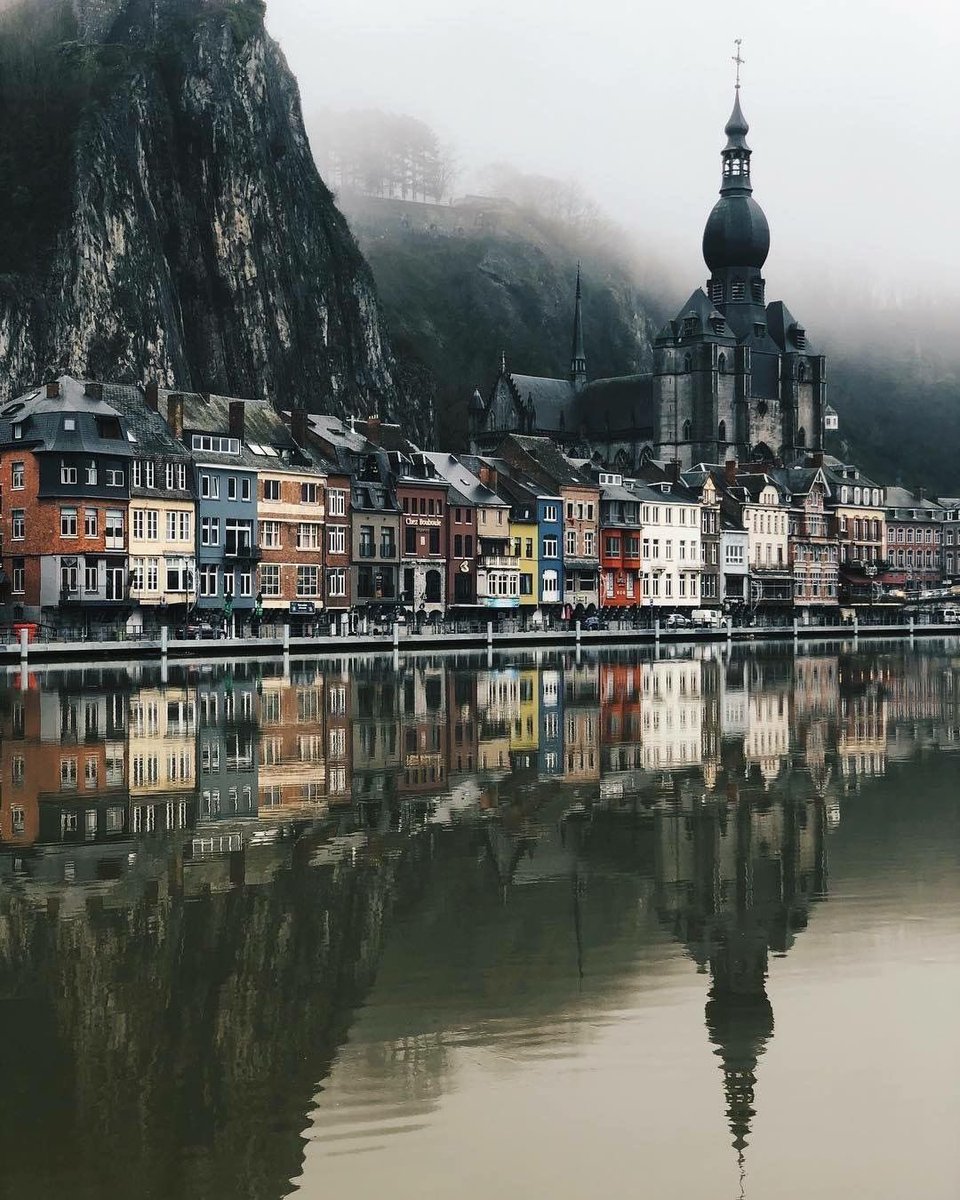 Old World Explorer tweet media