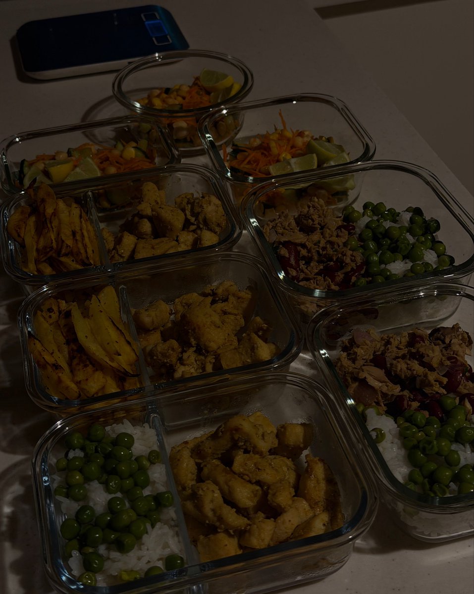 ⋆｡⋆ ☾ﾟ｡⋆ tweet media