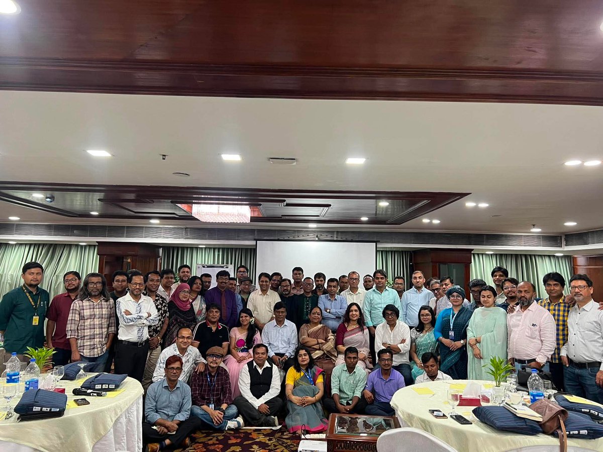 rizvi23's tweet photo. As a member of the Television Playwrights Association, I had the opportunity to participate in an excellent workshop today. Titled “Workshop on Gender Sensitive Script Writing,” the day-long event was held at Hotel Sarina and brought together more than fifty playwrights. https://t.co/BRbREo3U2A