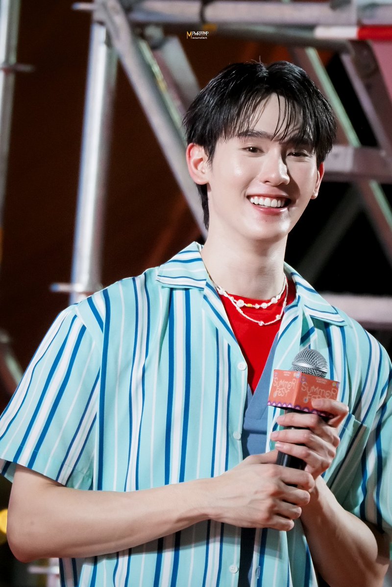 mpwrppmp's tweet image. 18.04.26📸🪁 | #memmorimm *~🎀

นี่หน้าร้อนหรือน่ารักก💚✨️

FORCEBOOK HATYAI SUMMER

#CentralHatyaixForceBook
#HatyaiSummerFashionShow
~° #ฟอสบุ๊ค #forcebook 
#kasibook @kasibook °~♡