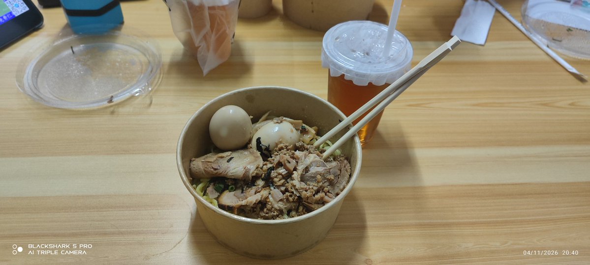 يوسف tweet media