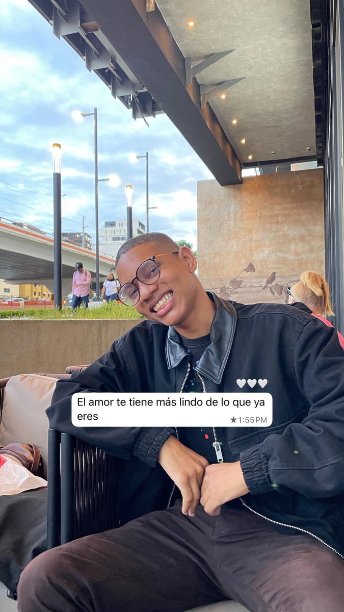 Estiven así con E🥑💫 tweet media