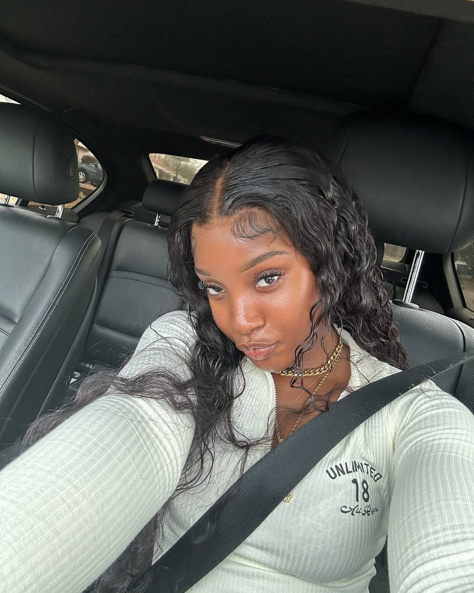 Kelly Akoussah tweet media