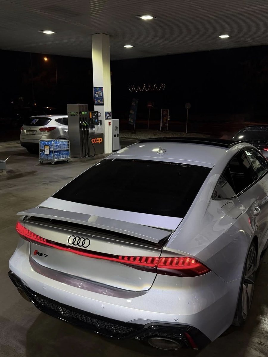 Only Audi tweet media