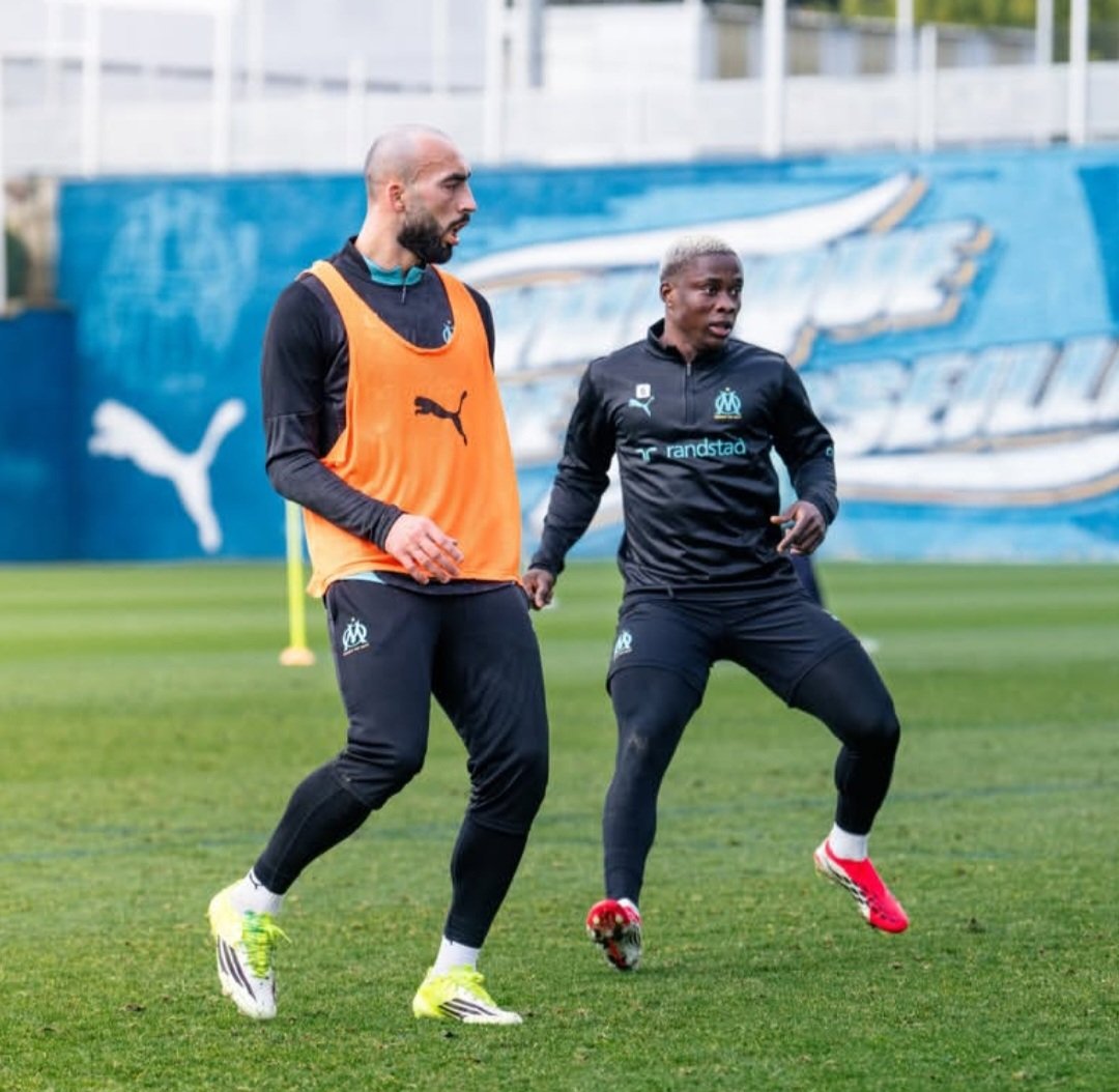 💙E.N.Z O🤍 tweet media