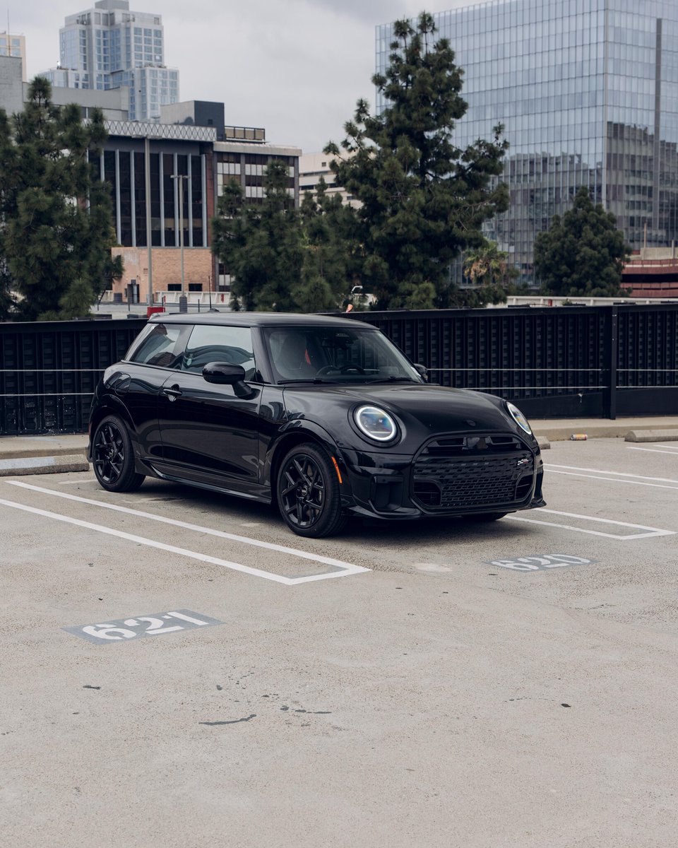 CarPros_AG's tweet photo. When the road opens up, the MINI Cooper JCW is ready to take advantage of it. 🚗💨

#MINI #MINIDTLA #DTLA #LosAngeles #CarPros #LeadingTheWay #miniusa #letsmotor #minicooperlife #minicooperlove #minicoopers #JCW #MINILove #MINIFamily https://t.co/fEIlyHtUpR