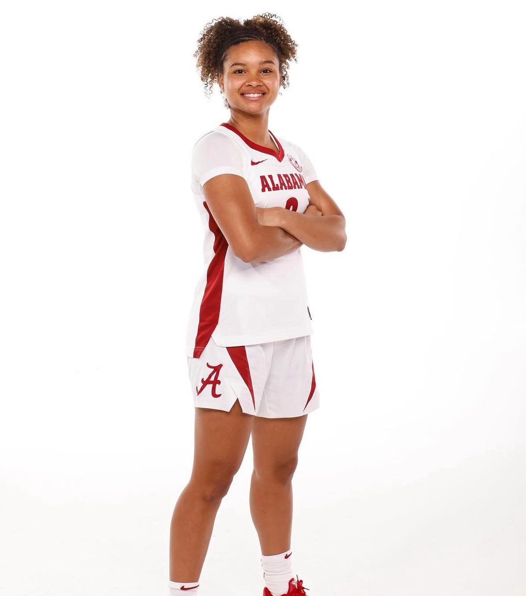 TaliaGoodmanWBB's tweet photo. NEWS: DePaul transfer Alayna West has committed to Alabama. 

The 5-10 freshman averaged 7.1 ppg, 3.9 rpg and 2 spg this season. 

TRACKER: https://t.co/wYv1Ze6704 https://t.co/UDcuiaD7HR