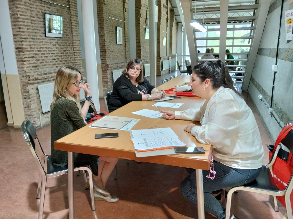 FAPA Giner Ríos tweet media