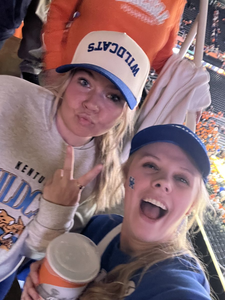 CassidyMahoney9's tweet photo. @KentuckyEd78486 Both away games I’ve been on. Mississippi State 2025 and Tennessee 2026. Ansley Almonor taking over in the second half when momentum swung toward State’s side and the 17 point comeback against the Vols. Both amazing experiences! 💙 https://t.co/LLVzVXFqsS
