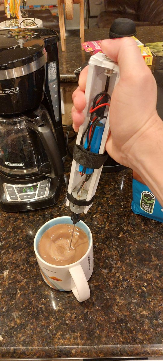 RealtimeVFXMike's tweet image. I bought the most reputable looking stirry thing on amazon and each part has failed one by one and all that's left of the original is the battery and the wisk. #DIY #FixIt