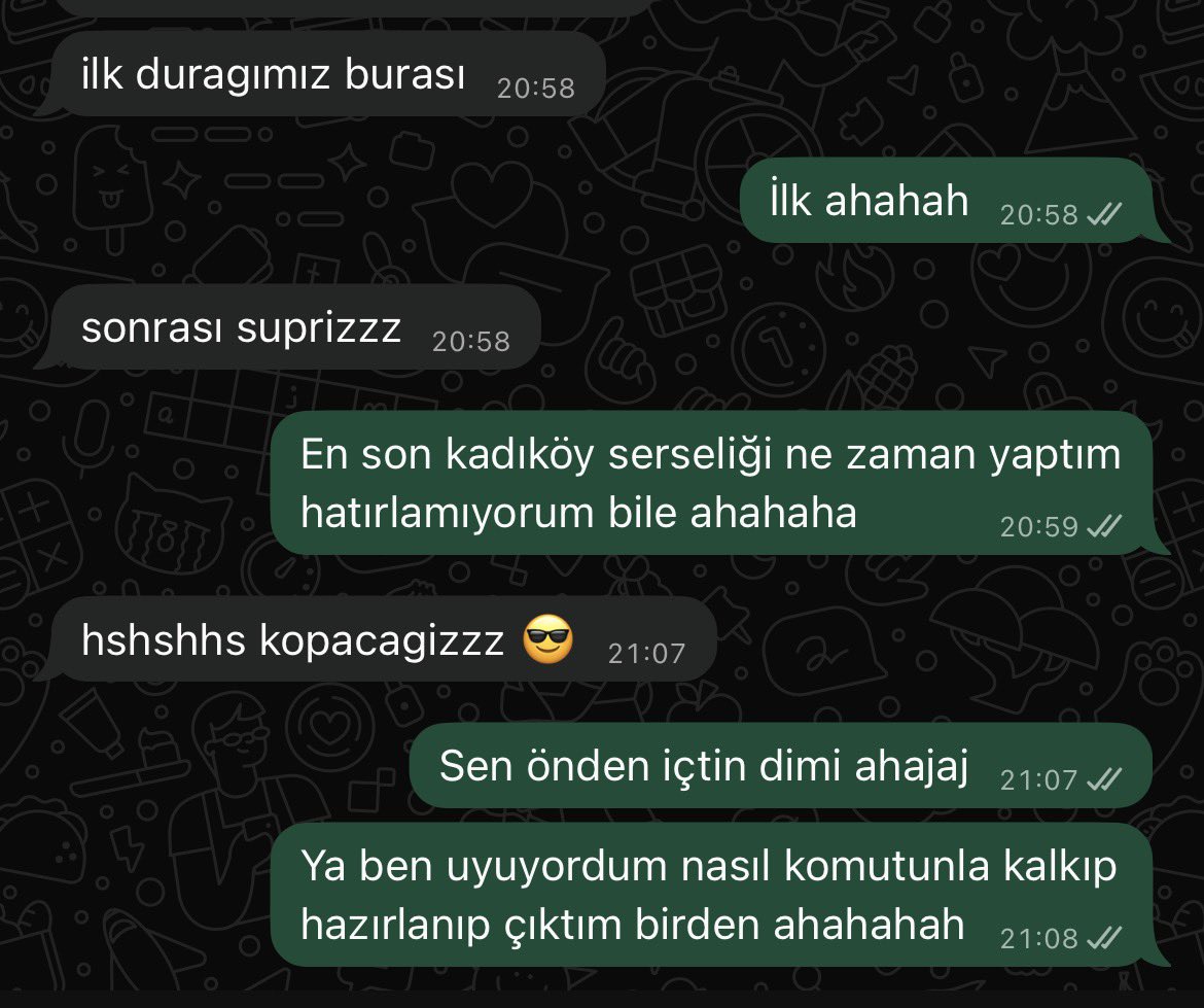 _benezgi's tweet photo. Bir anda manipüle oldum ve en sevdiğim leş kadıköy modumu açtım ahahah https://t.co/oFF3BpWkY5