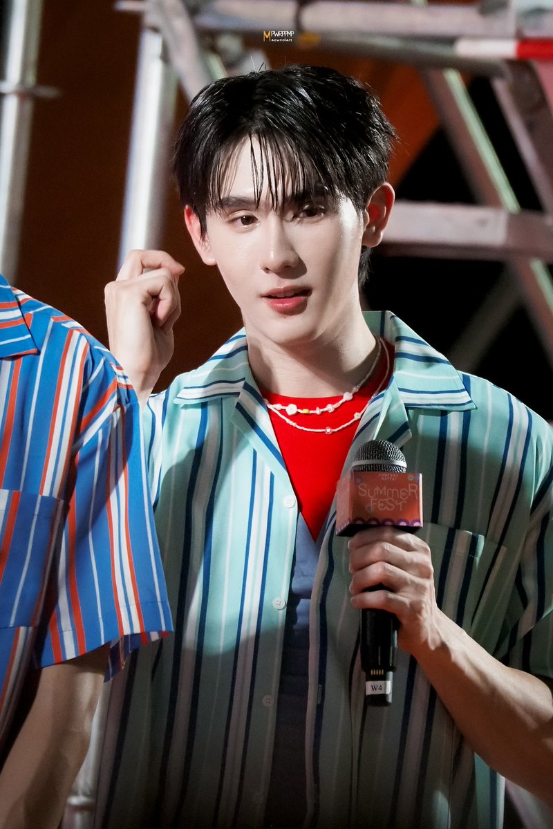 mpwrppmp's tweet image. 18.04.26📸🪁 | #memmorimm *~🎀

สวยมากกกด้วยซ้ำ🫠💞

FORCEBOOK HATYAI SUMMER

#CentralHatyaixForceBook
#HatyaiSummerFashionShow
~° #ฟอสบุ๊ค #forcebook 
#kasibook @kasibook °~♡