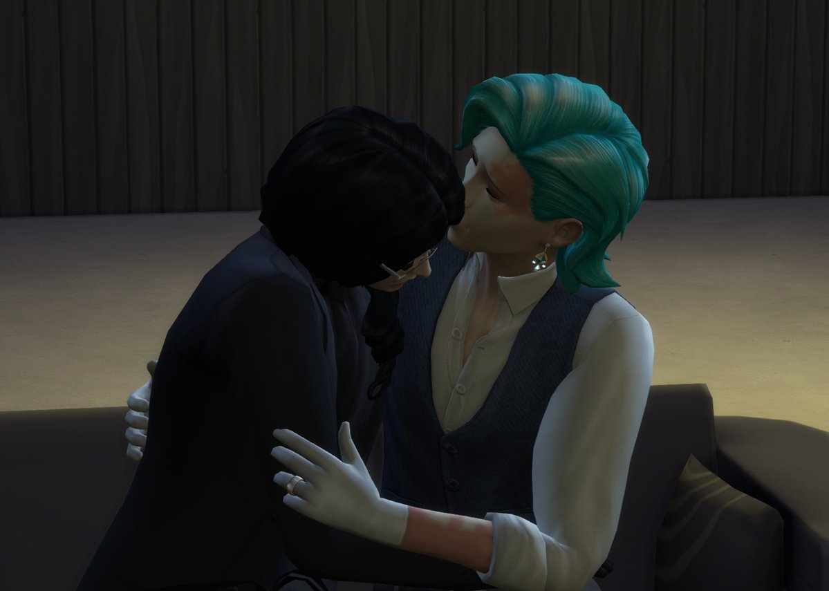 Leon (⁠´⁠-⁠﹏⁠-⁠`⁠；⁠) tweet media