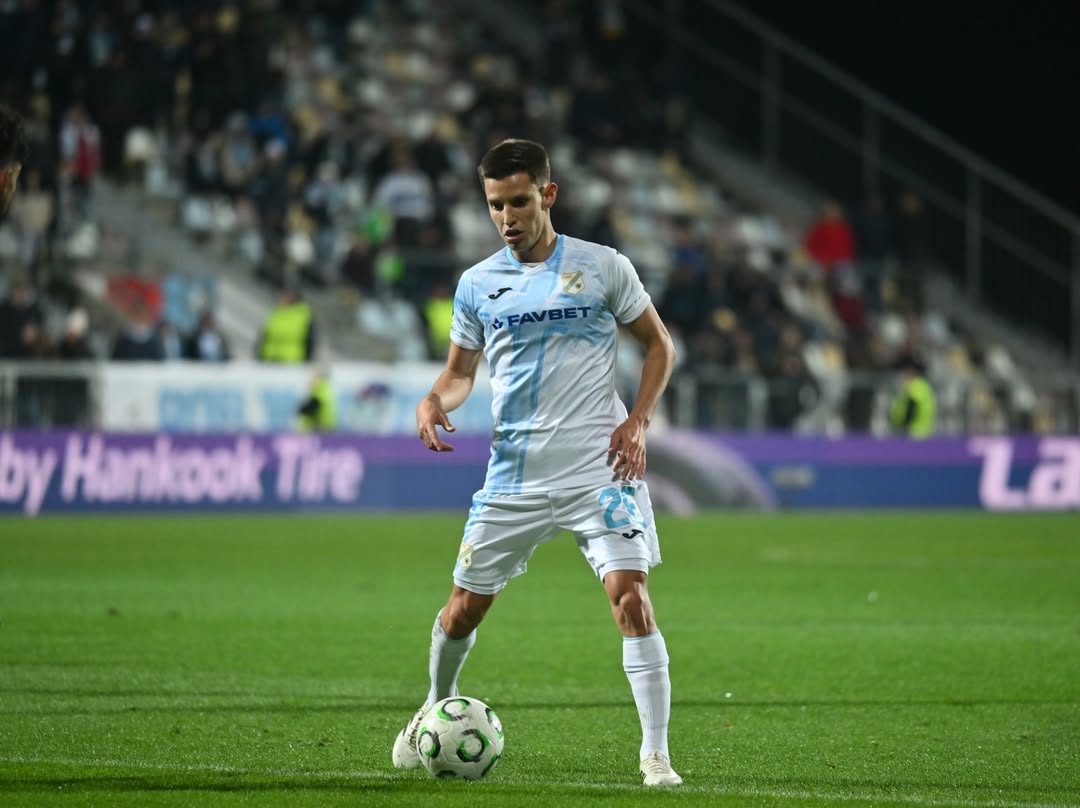 Coluna Vermelha tweet media