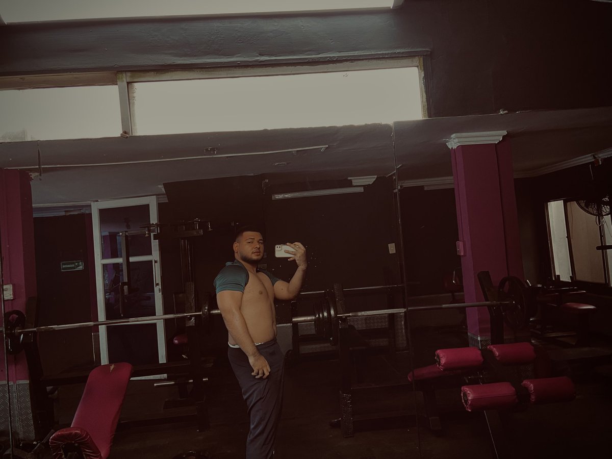 gio 🫟 tweet media