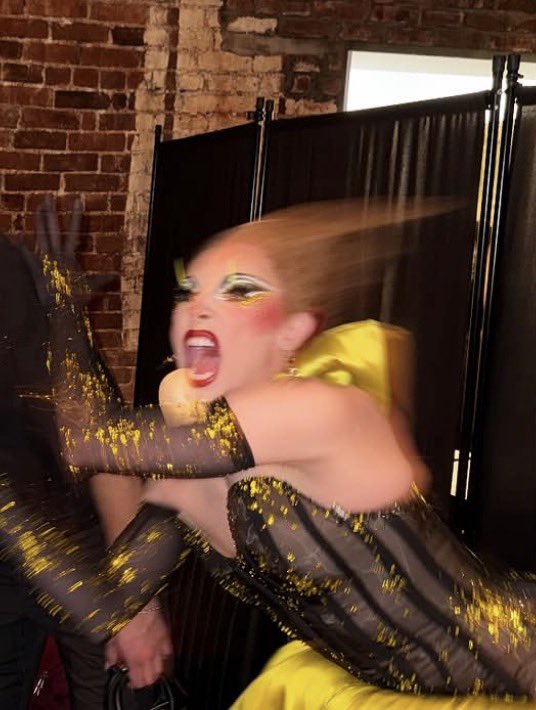 gabby 🌟 tweet media