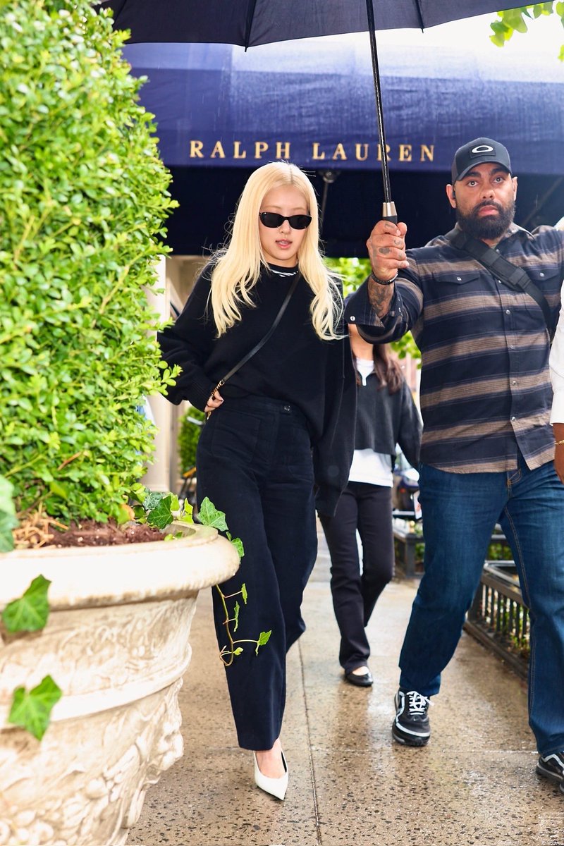 BLACKPINKBRASIL's tweet image. Rosé ontem em Nova York! 

#ROSÉ #BLACKPINK