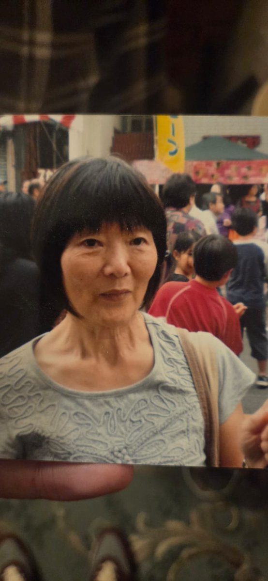 #MISSING | Have you seen Yoshimi, 80? Last seen in Barkingside on Saturday, 18 April. Described as 5ft3ins, of medium build, with long grey hair. Last seen wearing a grey top, grey trousers and white trainers. Anybody who sees her should call 101, quoting reference 5873/18APR
