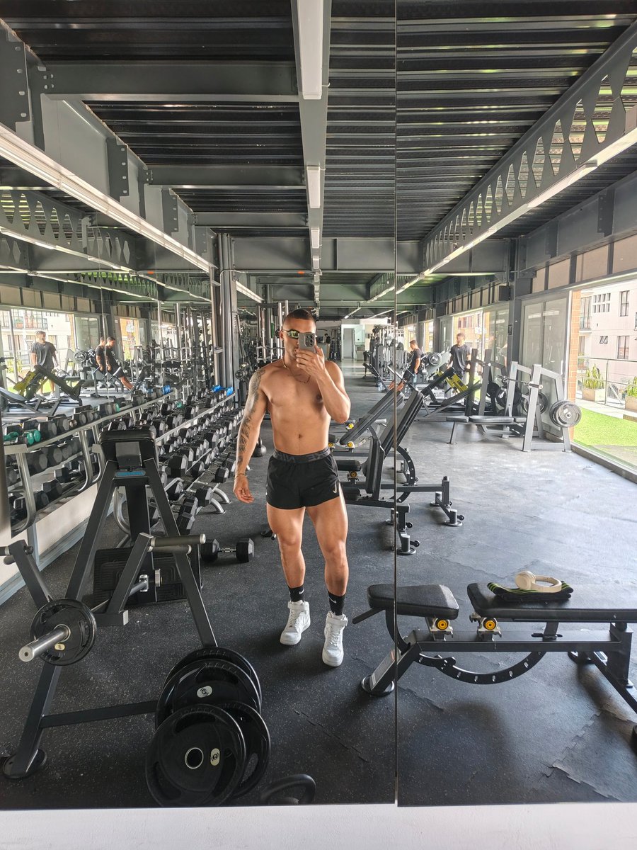 𝗝𝗮𝘃𝗶𝗲𝗿 𝗖𝗮𝗿𝗿𝗲𝗿𝗮 tweet media