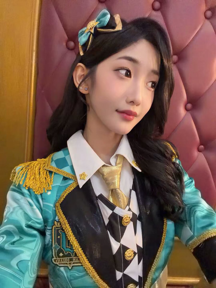 Oline Manuel tweet media