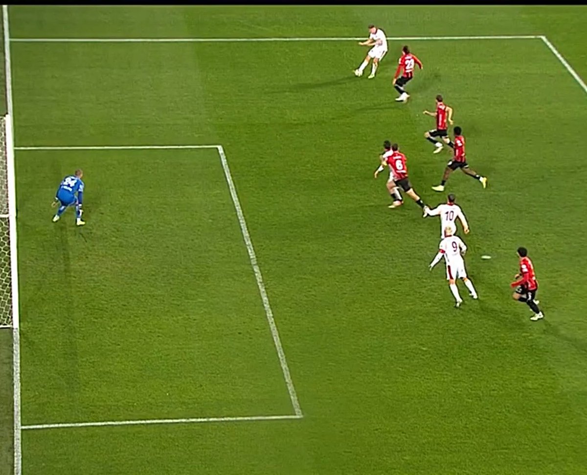 Yine hiç bir takıma uygulanmayan hangi kuralı Galatasaray'a uyguladınızda golünü iptal ettiniz? <a href="/TFF_Org/">TFF</a>