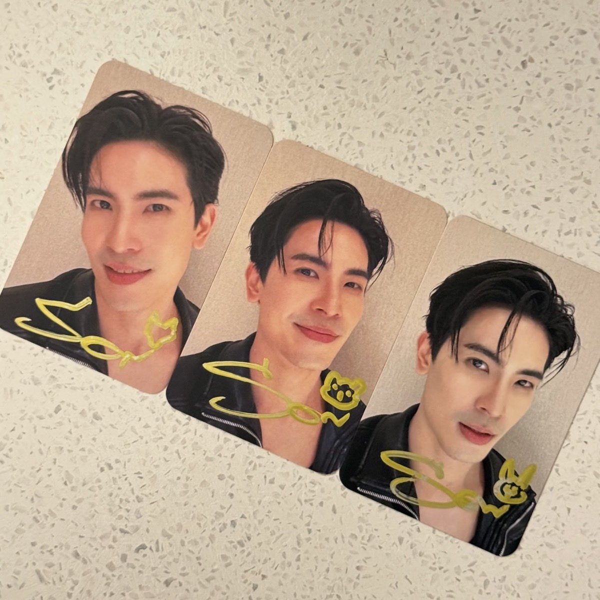 แพรโกะไง tweet media