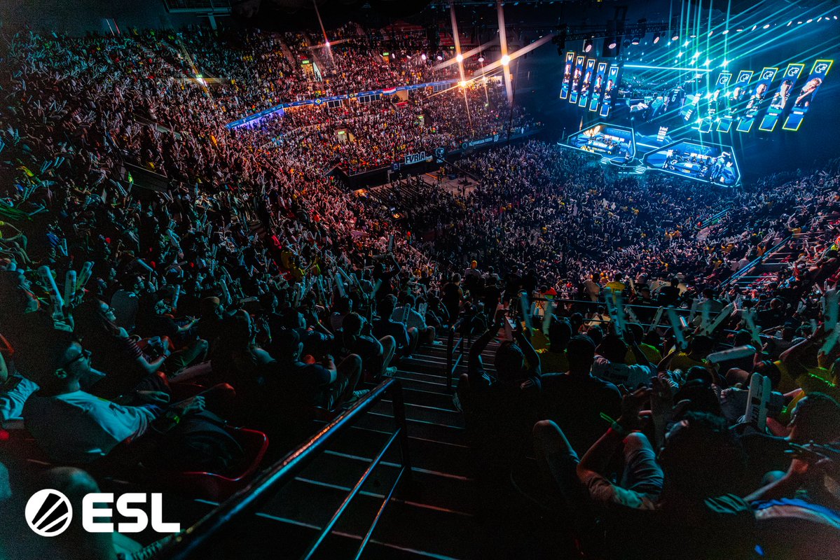 ESL Counter-Strike tweet media