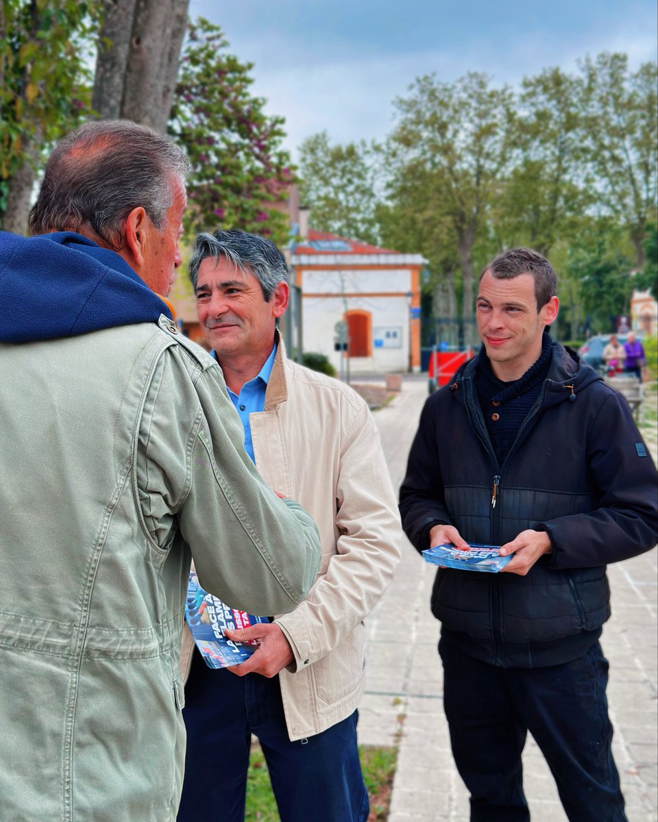 Aujourd’hui, le RN du Muretain-Lauragais était présent sur le marché de Cugnaux. 
Au cœur de nos échanges : l’urgence du pouvoir d’achat. 
Face à la flambée des prix, nous portons une solution claire : baisser massivement les taxes pour redonner du pouvoir d’achat aux Français.