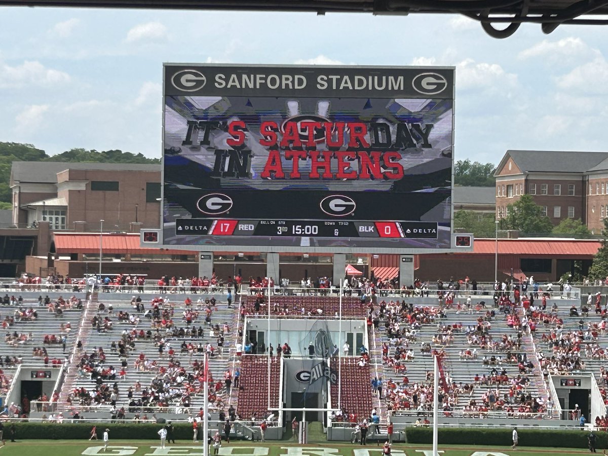 Sidelines - UGA tweet media