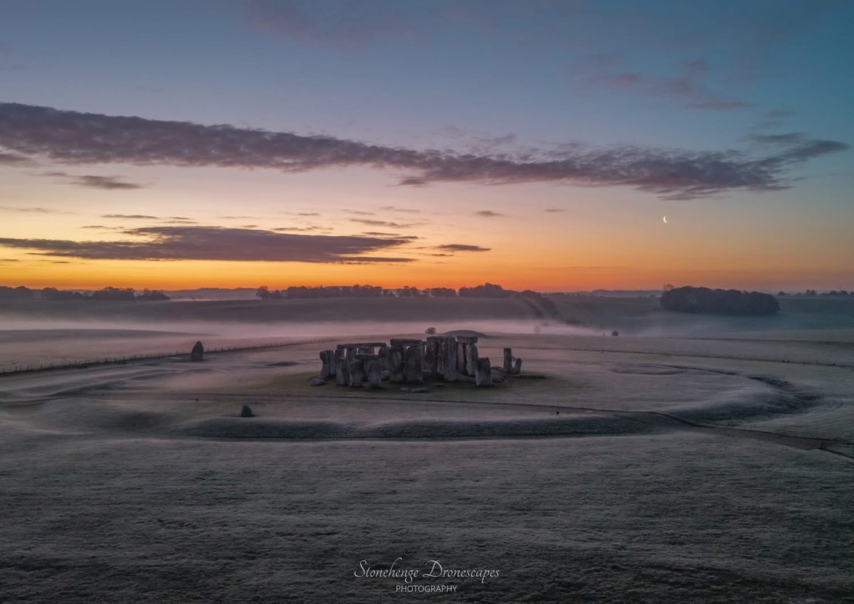 Stonehenge U.K tweet media