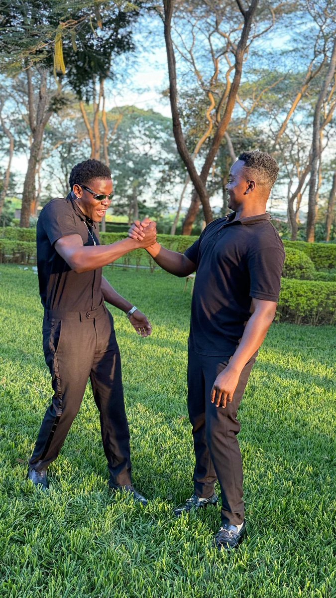 Fam! <a href="/Joeikonoffical/">Joe_ikon</a>