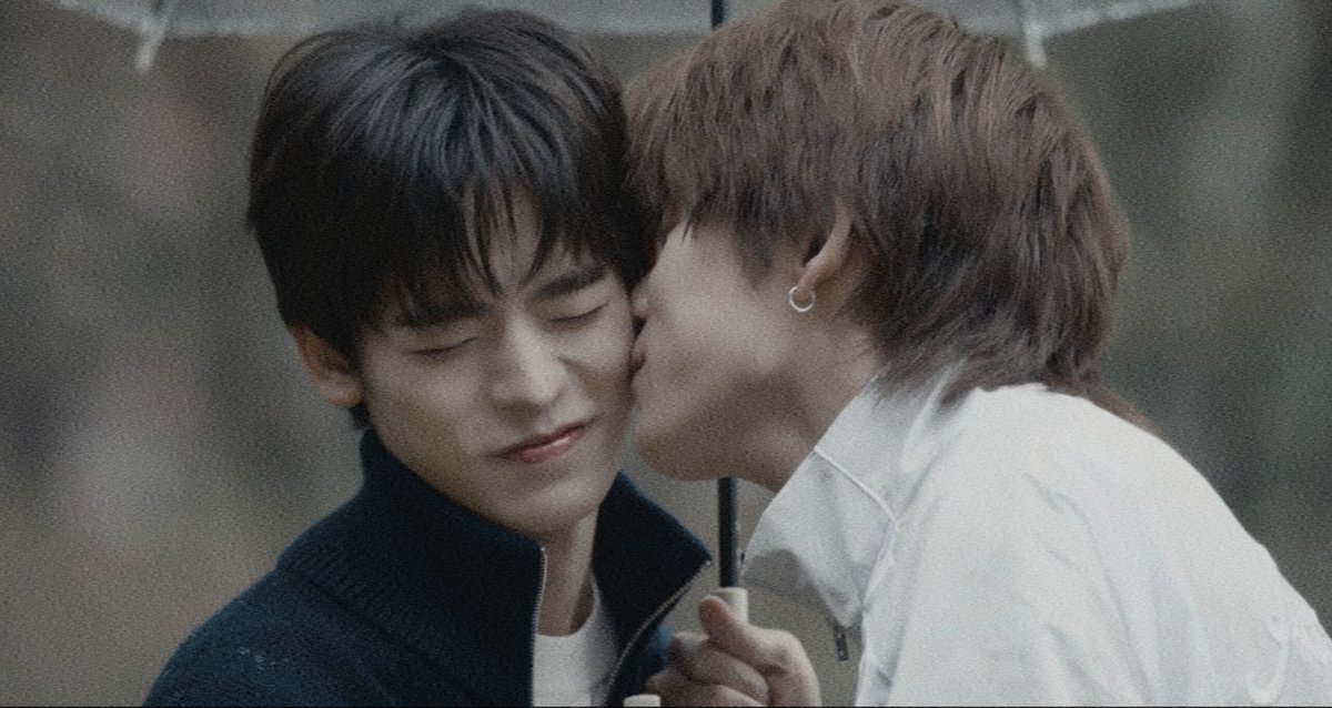 yonflm★ tweet media