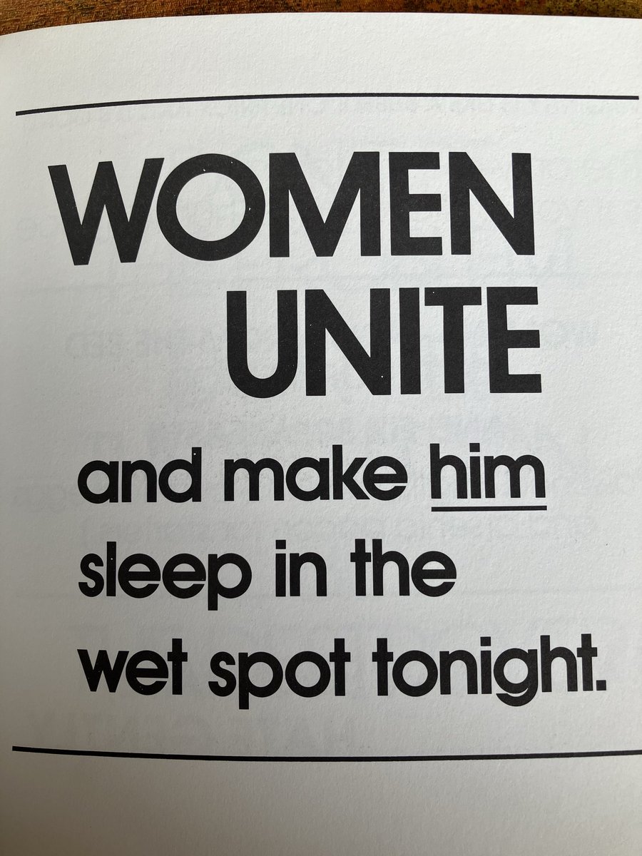 SpectralHeron's tweet image. Women in the John - graffiti from women’s bathrooms 💄💪 #feminism #seventies #graffiti #charityshopbooks