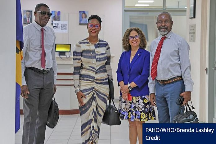 caribbeannewsuk's tweet image. #BARBADOS: The PAHO/WHO office for Barbados and the Eastern #Caribbean hosted Lisa Cummins, the new minister of health and wellness, for a high‑level planning meeting focused on PAHO’s Biennial Work Plan 2026–2027, along with an orientation on PAHO and its governance.