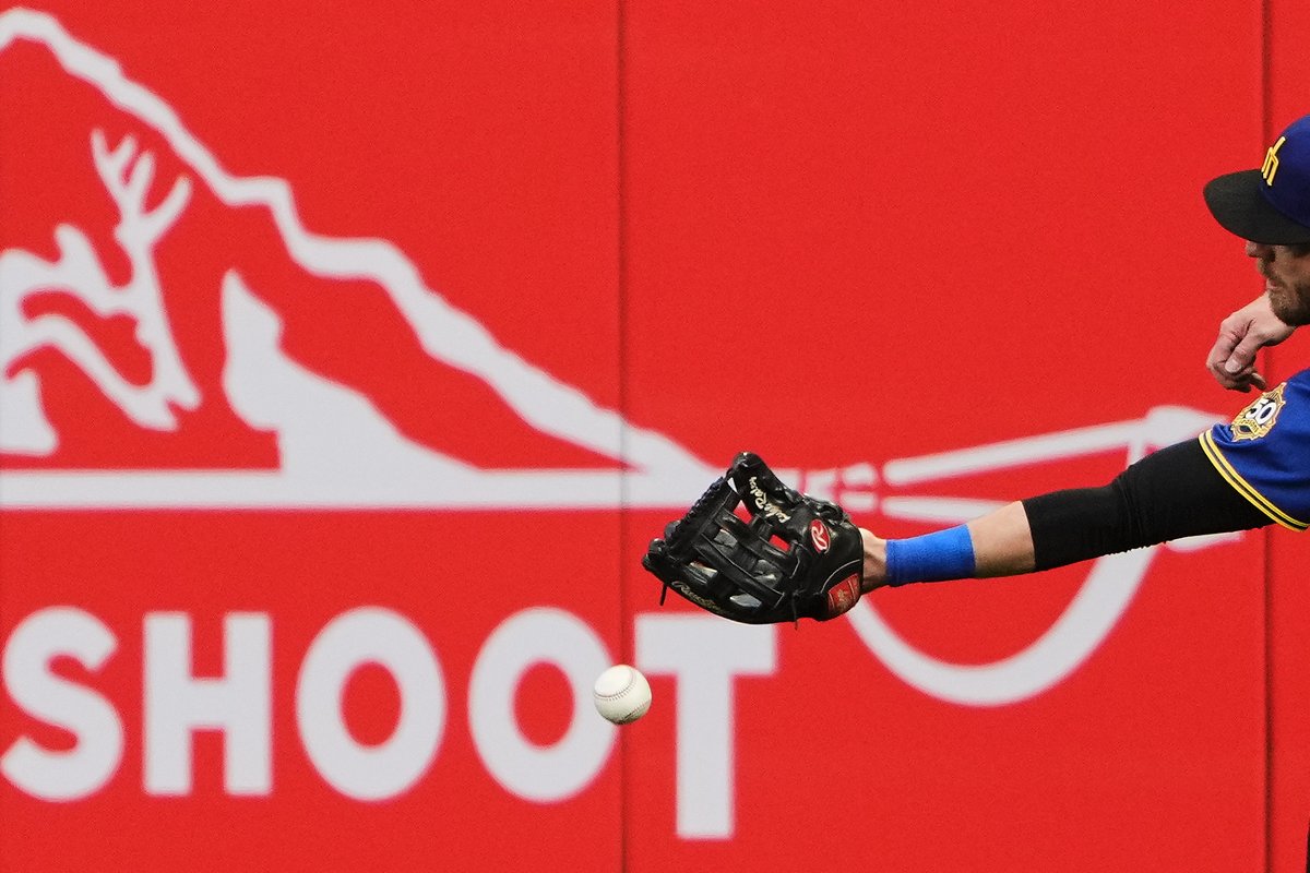 lindseywasson's tweet image. Shoot. 
Seattle #Mariners right fielder Luke Raley (20) can't grab the double from Texas #Rangers' Corey Seager on the bounce off of the outfield wall during the third inning during a baseball game, Friday, April 17, 2026, in Seattle. (AP Photo/Lindsey Wasson)