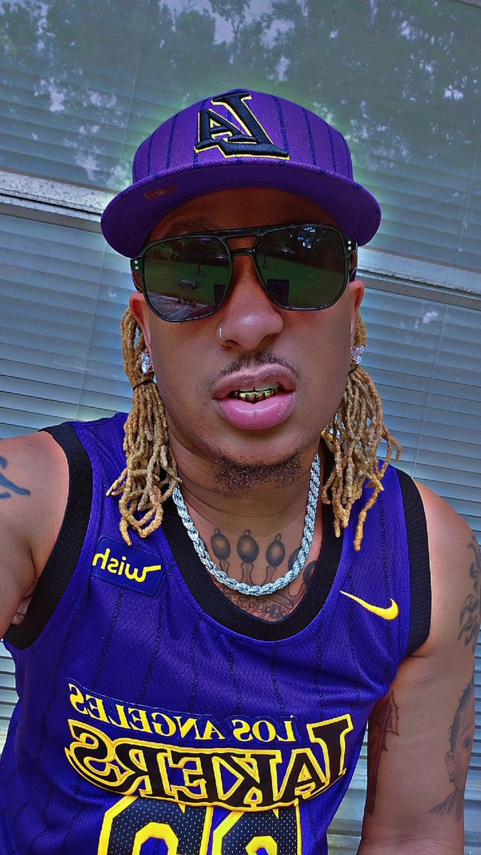 Moonthagreat🌙 tweet media