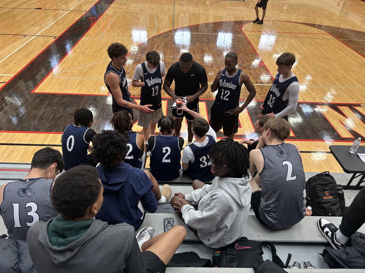 cwrassist's tweet image. The Westside Kings are putting on a SHOW this weekend. High energy, unselfish basketball, and the stats to back it up. 📊🏀

Keep stacking wins. Keep raising the standard. 👑

#WestsideKings #AAUBasketball #PlayerDevelopment #StudentAthlete #BasketballFamily #EarnedNotGiven