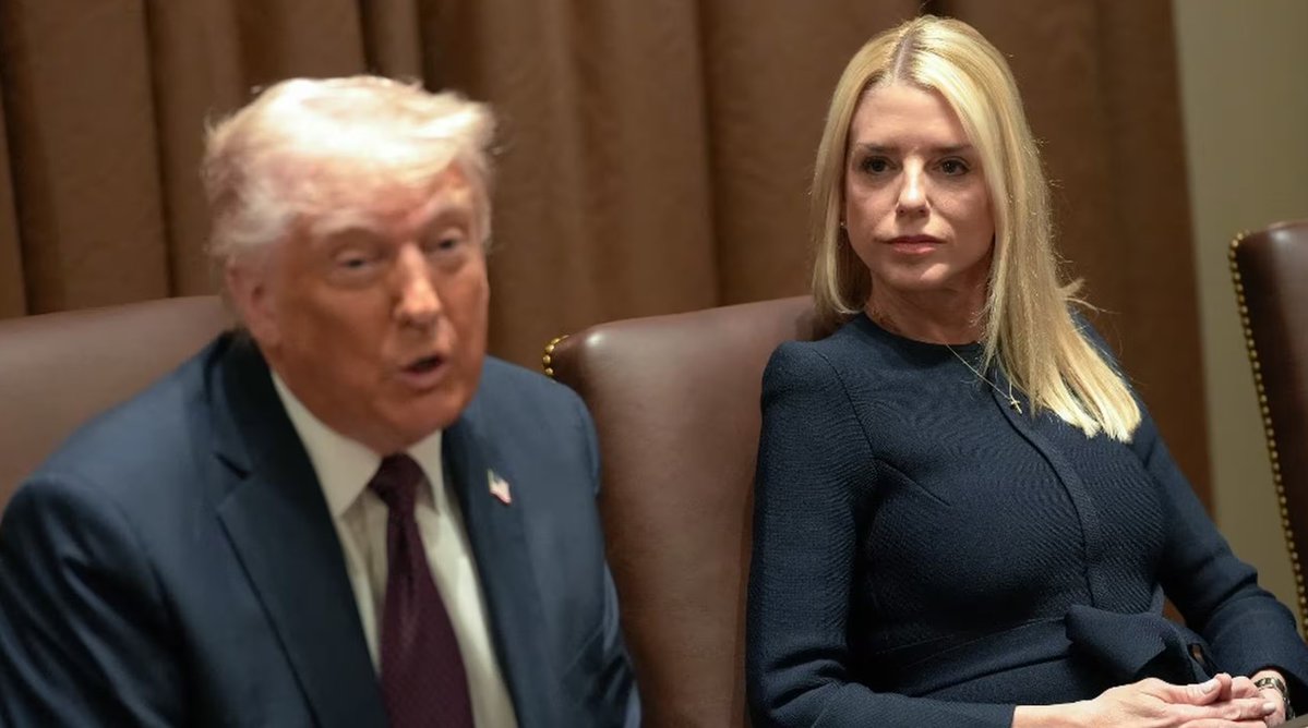 Fdesouche.com est une revue de presse tweet media